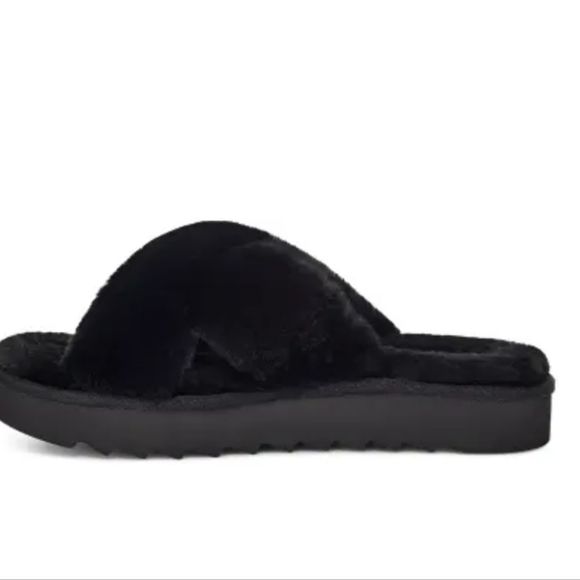 Koolaburra By Ugg Fuzz- It Cross Slide - Picture 5 of 11